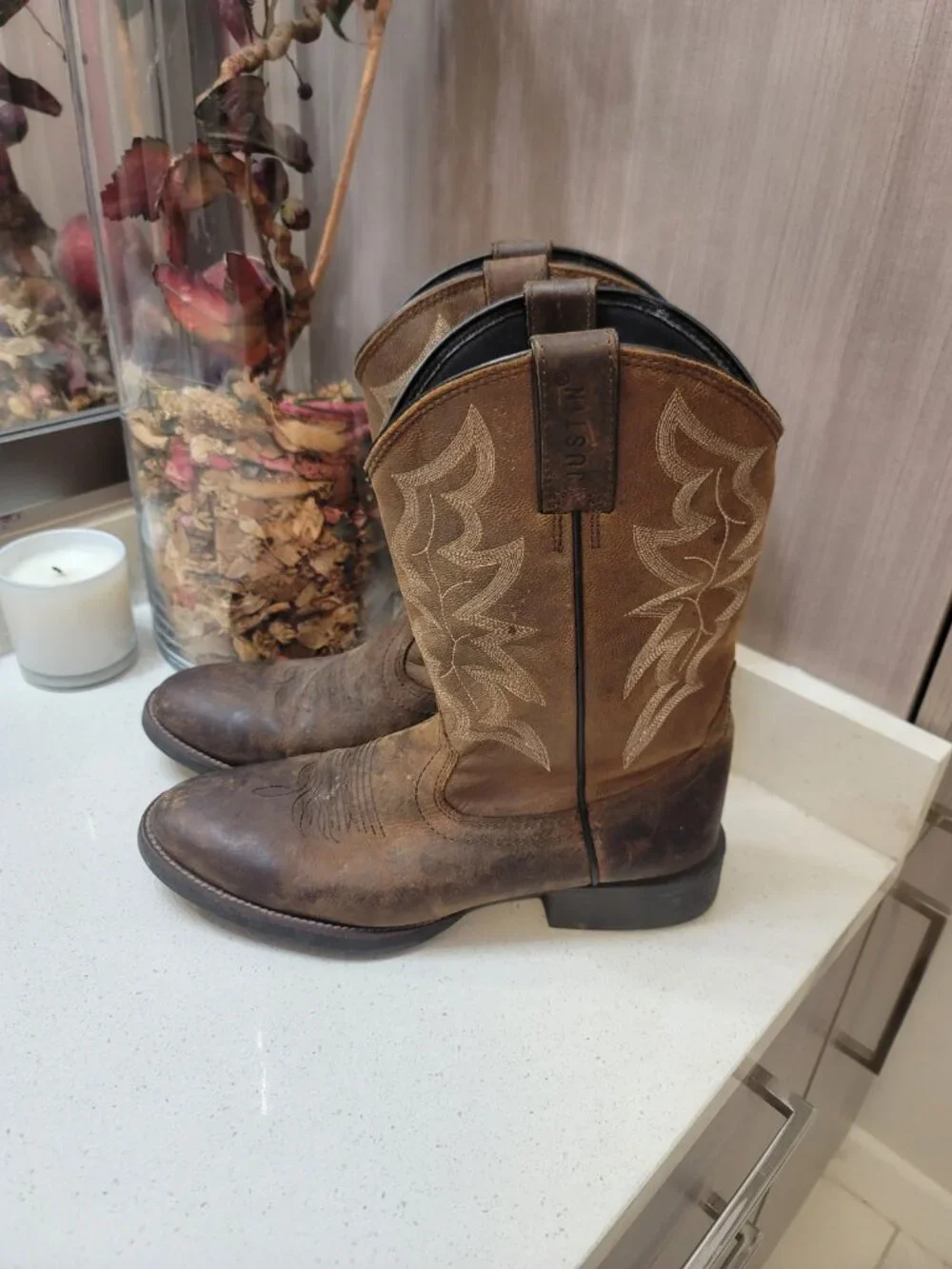 Justin 7221 Men's Buster Stampede Round Toe Cowboy Boots In Brown - 10.5 D